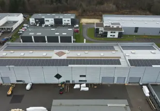 panneau solaires sur entrepot