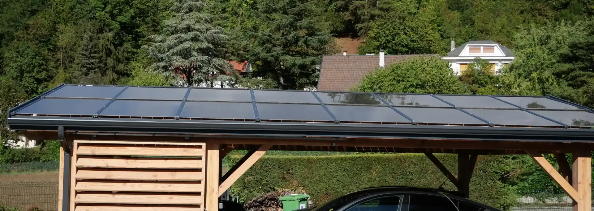 pompe à chaleur sur le bord d'une maison